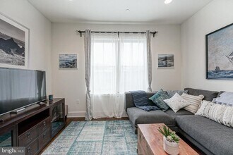 1332 S Bouvier St in Philadelphia, PA - Building Photo - Building Photo