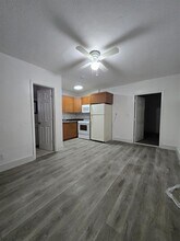 1837 Sherman St in Hollywood, FL - Foto de edificio - Building Photo