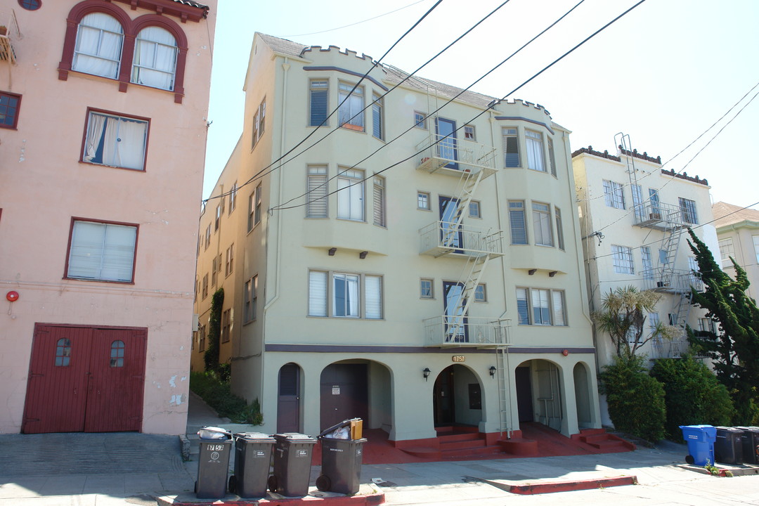 1757 Oxford St in Berkeley, CA - Foto de edificio