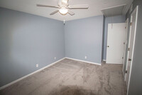 1505 Waterford Dr photo'