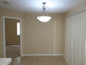 9222 Palm Shores Dr in Spring, TX - Foto de edificio - Building Photo