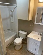 2518 Cypress Dr in College Station, TX - Foto de edificio - Building Photo