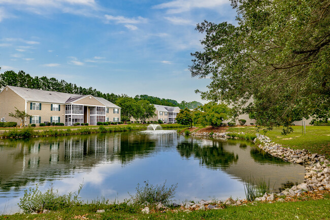 Chandler Terrace Temporary Housing in Florence, SC - Foto de edificio - Building Photo