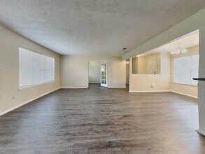 14234 Montaigne Dr in Cypress, TX - Building Photo - Building Photo