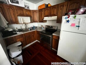 1540 Tremont St, Unit 3R in Boston, MA - Building Photo - Building Photo