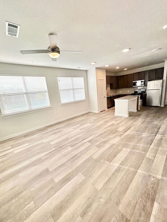 3001 NE Inner Loop in Georgetown, TX - Building Photo