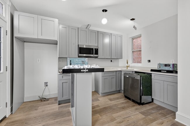 2032 North Capitol St NW in Washington, DC - Foto de edificio - Building Photo