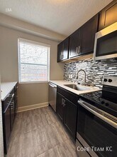 4445 Terrace St-Unit -4445-203 in Kansas City, MO - Building Photo - Building Photo