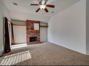 12276 SW 10th St in Yukon, OK - Building Photo - Building Photo