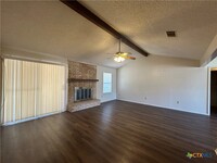 1089 Larkspur in New Braunfels, TX - Foto de edificio - Building Photo