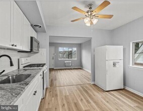 6017 N 11th St in Philadelphia, PA - Building Photo - Building Photo