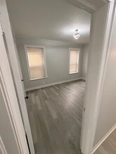 8434 S Drexel Ave, Unit Unit 3 in Chicago, IL - Building Photo - Building Photo