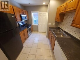 679 Piche St in Windsor, ON - Building Photo