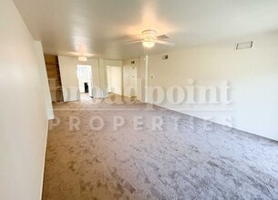12154 Rancho Bernardo Rd in San Diego, CA - Building Photo - Building Photo