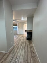 721 W Fontaine Ln in Clovis, CA - Building Photo - Building Photo