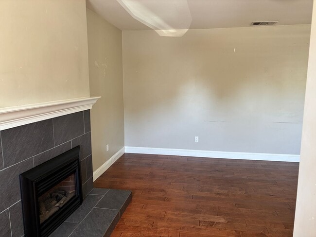 1908 48th St in Sacramento, CA - Building Photo - Building Photo