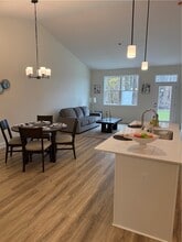 6217 Blossom Ridge Cir in Ontario, NY - Building Photo - Building Photo