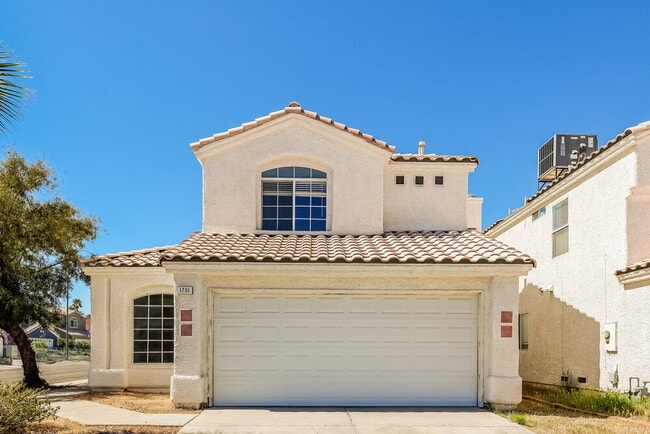 property at 1701 Klamath Falls Way