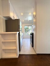 1020 N Edinburgh Ave in West Hollywood, CA - Building Photo - Building Photo