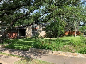 4610 White Elm Dr in Austin, TX - Building Photo - Building Photo