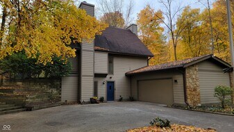 10801 Cyntheanne Rd in Fortville, IN - Building Photo