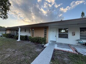 3033 NW 43 Terrace in Lauderdale Lakes, FL - Building Photo