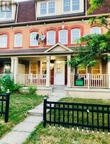 8840 Sheppard Ave E in Toronto, ON - Building Photo