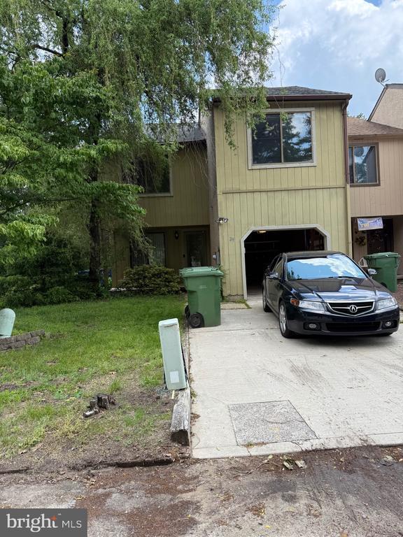 property at 29 QUEEN ANN Ct