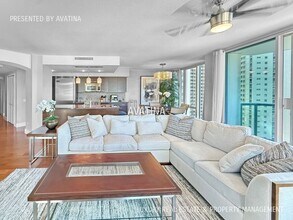 1837 Kalakaua Ave in Honolulu, HI - Foto de edificio - Building Photo