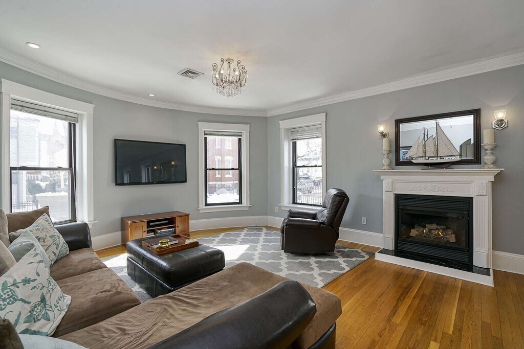 278 K St in Boston, MA - Building Photo