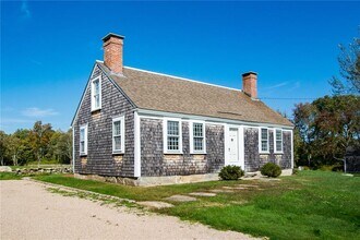 15 Snell Rd in Little Compton, RI - Building Photo - Building Photo