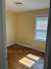 247 Roesch Ave in Buffalo, NY - Building Photo - Building Photo