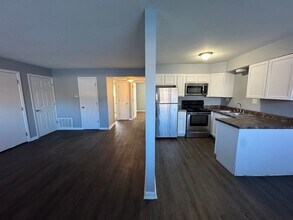 9126 E 10th St in Indianapolis, IN - Building Photo - Building Photo