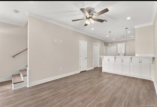 2403 Enterprise Blvd in Lake Charles, LA - Building Photo - Building Photo