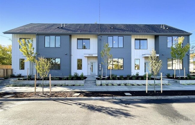 property at 7026 SE Duke St