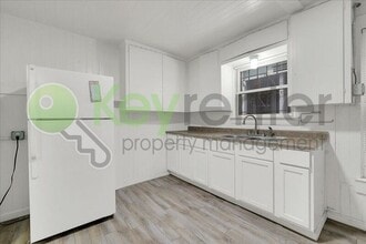 1827 T St in Sacramento, CA - Building Photo - Building Photo