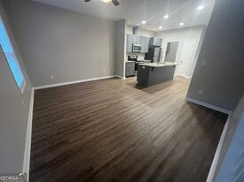 1571 Bostwick Rd in Madison, GA - Building Photo