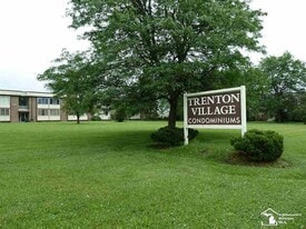 3901 Fort St, Unit 108