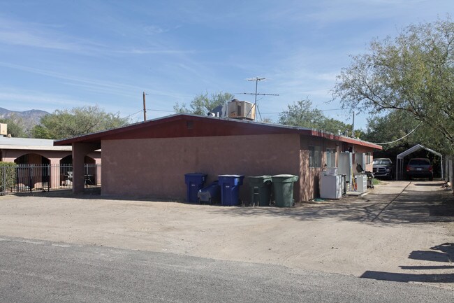 Fremont Duplex in Tucson, AZ - Foto de edificio - Building Photo