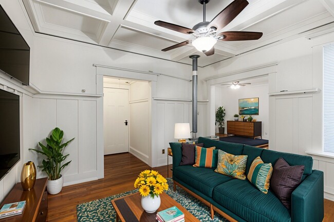 Midtown East in Portland, OR - Foto de edificio - Building Photo