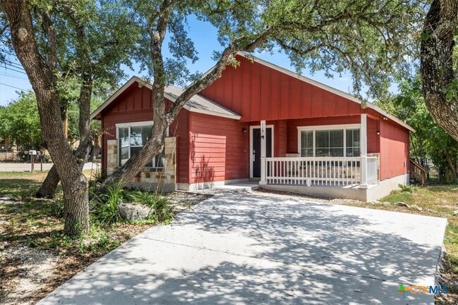 119 Weatherby Dr in Spring Branch, TX - Building Photo - Building Photo