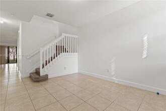 5808 NW 46th Ln in Lauderhill, FL - Building Photo - Building Photo