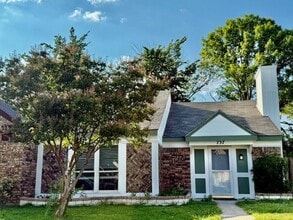 737 Denmark Dr in Mesquite, TX - Building Photo - Building Photo