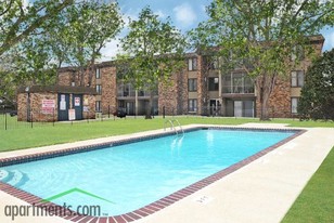 Cedar Commons Apartments