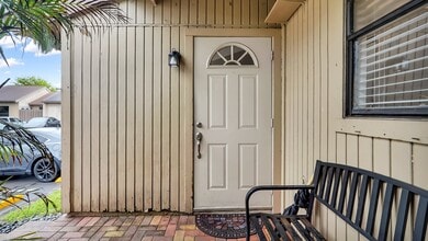 2056 SW 81st Way in Davie, FL - Building Photo - Building Photo