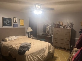 1944 Pepperrell Dr in St. Louis, MO - Building Photo