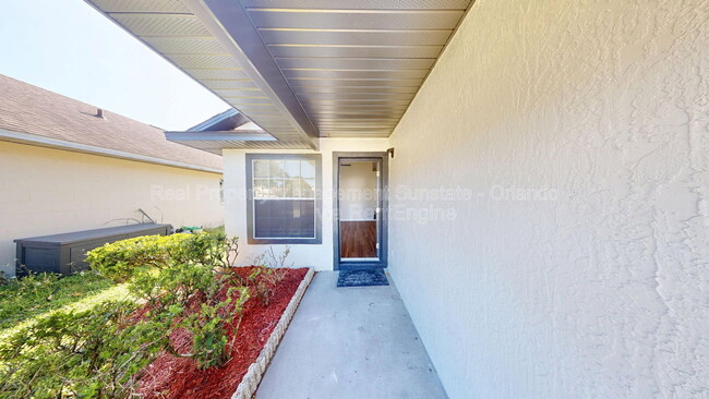 9719 Red Clover Ave in Orlando, FL - Building Photo - Building Photo