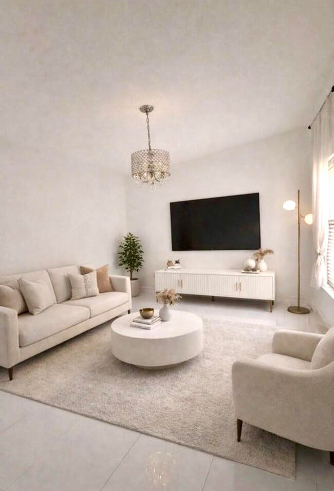 4110 NE 24th St in Homestead, FL - Building Photo - Building Photo