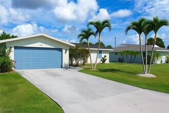 109 SE 46th Ln in Cape Coral, FL - Building Photo - Building Photo