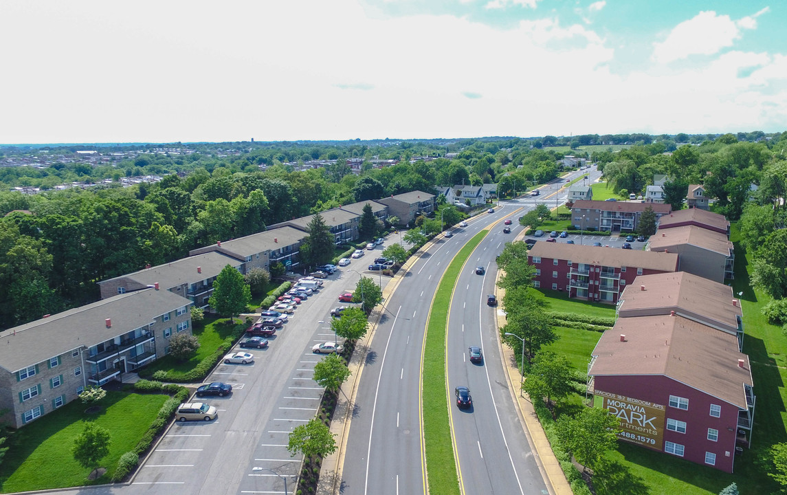 Moravia Park Apartments in Baltimore, MD - Foto de edificio